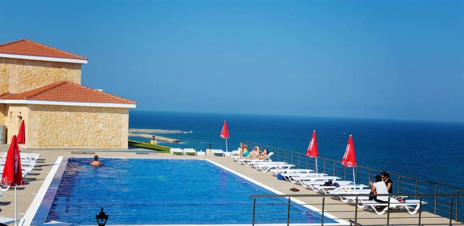Tekos Golden Hill Hotel & Restaurant At Karpaz Agios Sergios Extérieur photo