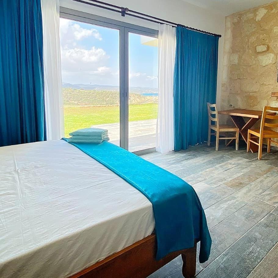 Tekos Golden Hill Hotel & Restaurant At Karpaz Agios Sergios Extérieur photo