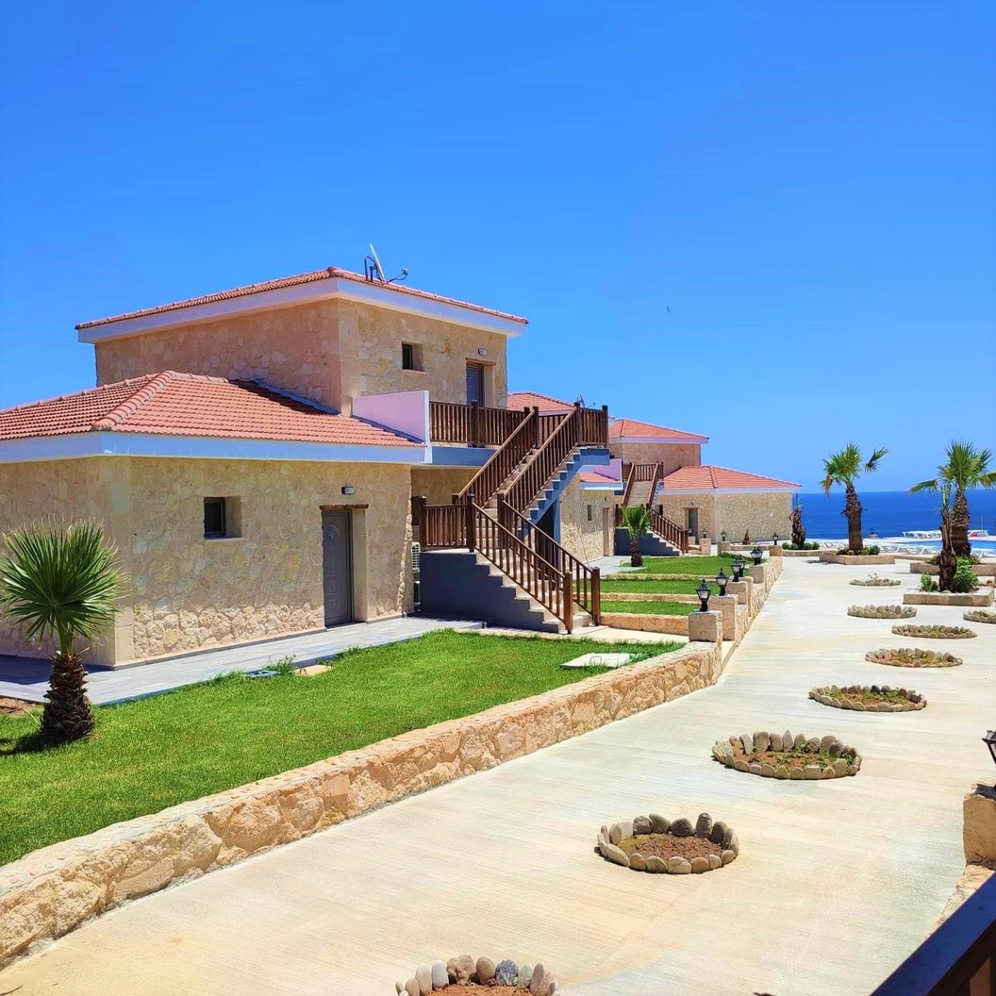 Tekos Golden Hill Hotel & Restaurant At Karpaz Agios Sergios Extérieur photo